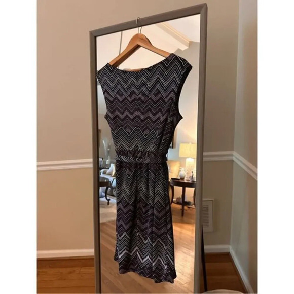 Ann Taylor‎ Size 2 Belted Shift Dress  Blue/Black - Picture 4 of 4